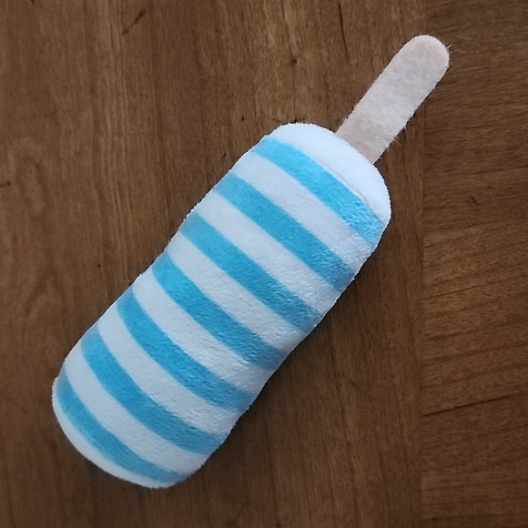 Wonder & Wise Ice Cream Play Food Set - Picture 12 of 15